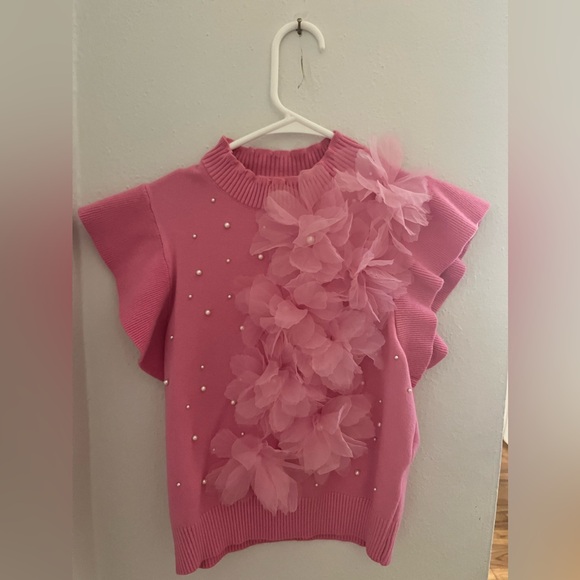 Pink Ruffled Women’s Top - Picture 1 of 2